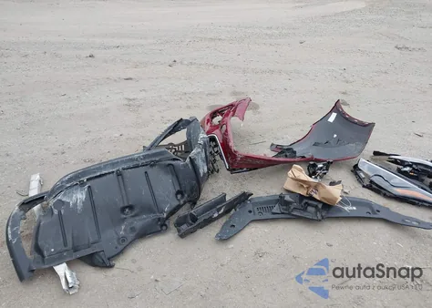 2022 Toyota Highlander Xle z USA, uszkodzony, nr VIN 5TDGZRBH9NS169806